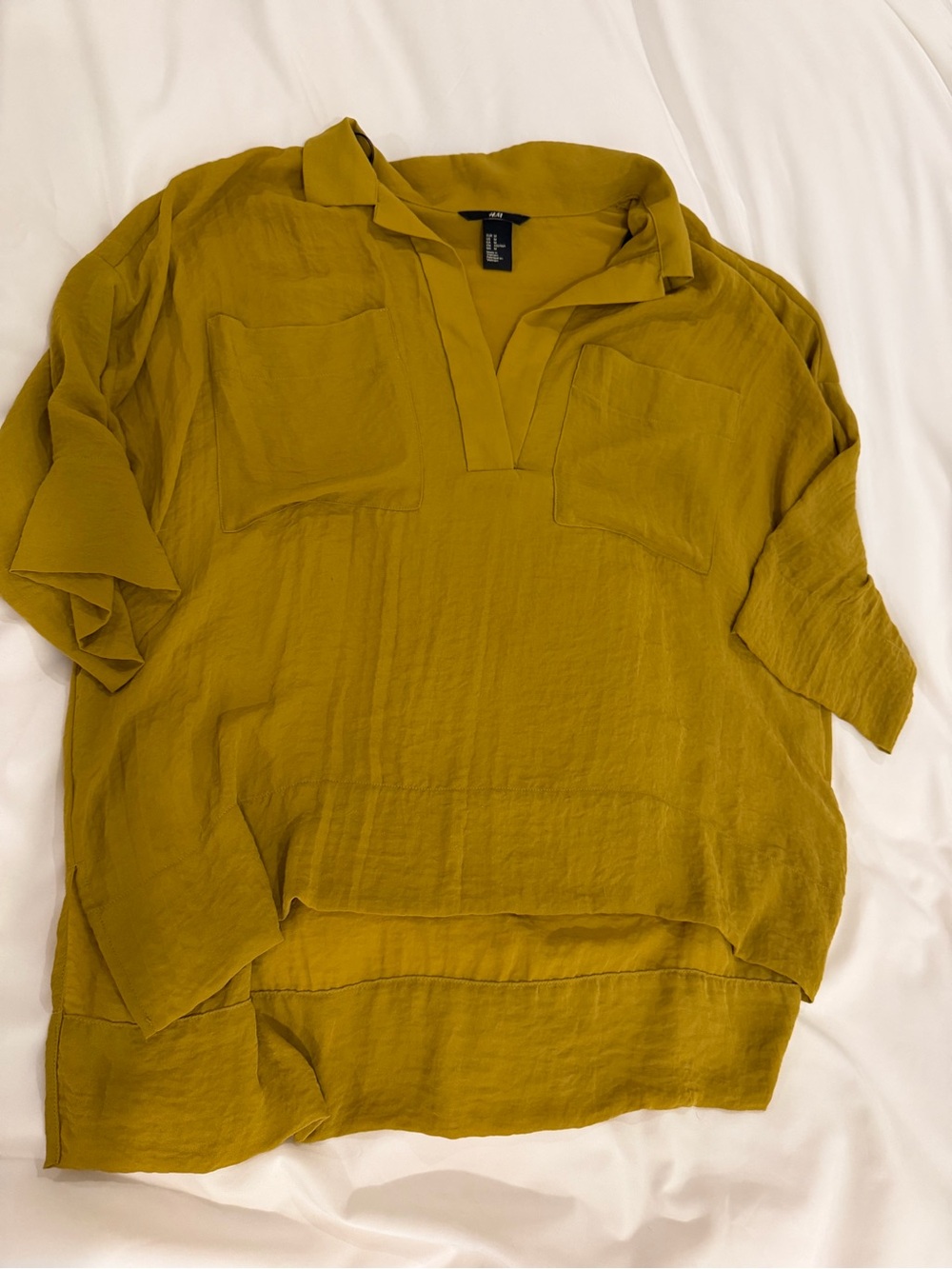 H&M Mustard Yellow Relaxed V-Neck Pocket Blouse
